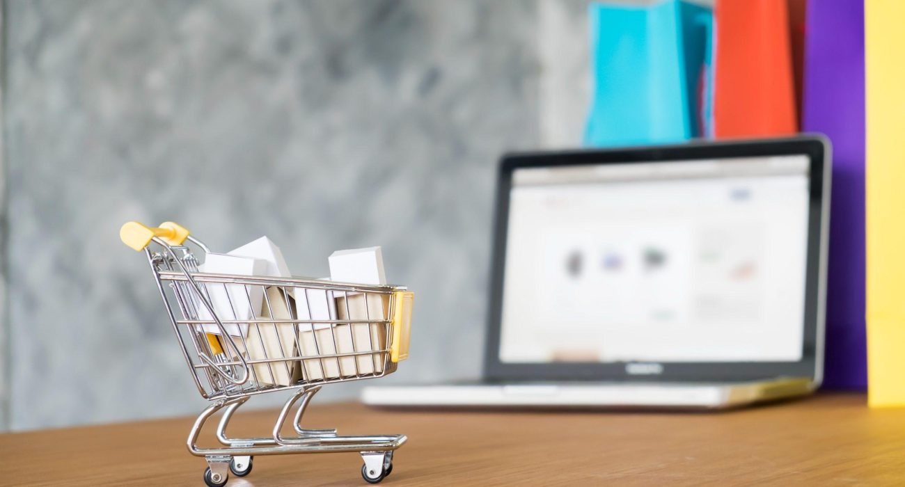 Leveraging Influencer Marketing for Online Retail Boosting E-Commerce Success